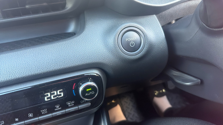 Mazda 2 Hybrid 1.5i Hybrid Homura 5dr CVT Hybrid Hatchback